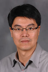 Min-Ho Kim, Ph.D., assistant professor in the College of Applied Engineering, Sustainability and Technology, was one of two professors who received a Farris Family Innovation Awards for their research projects.